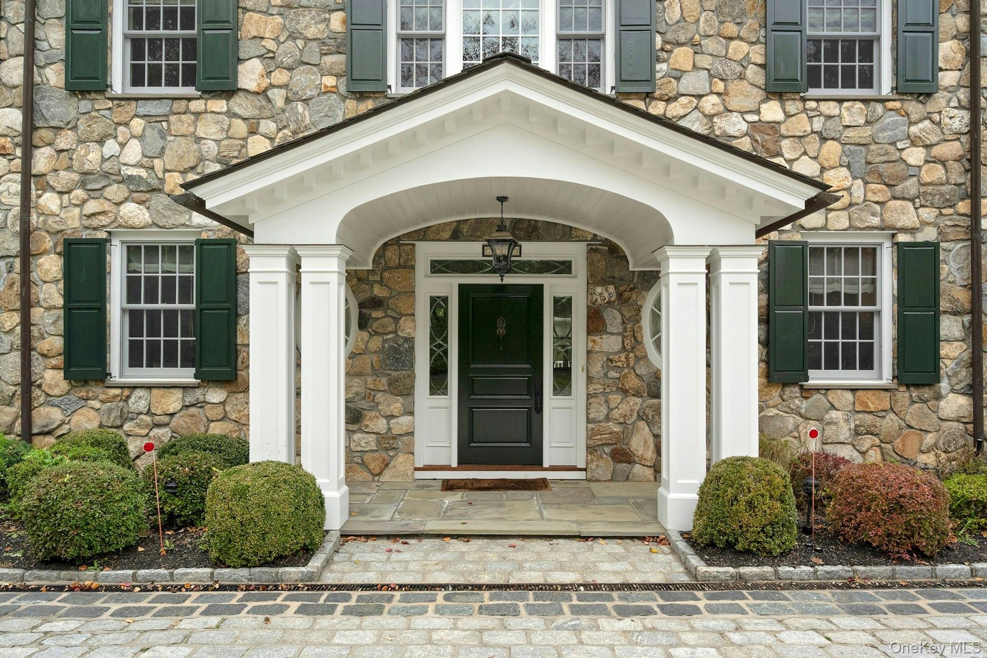 1 Garden Road Scarsdale, NY 10583 - Photo 2 of 47