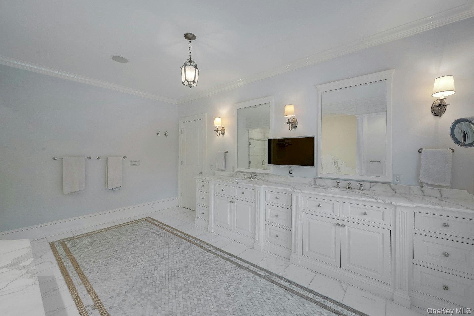 1 Garden Road Scarsdale, NY 10583 - Photo 25 of 47