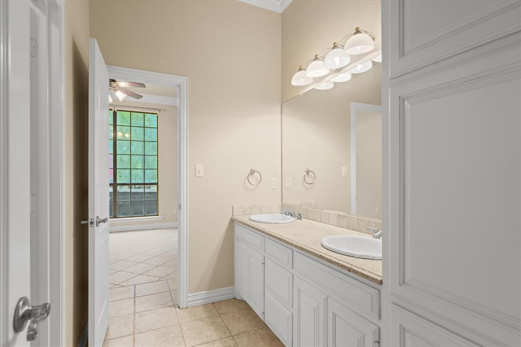 2151 Meadow Way Terrell, TX 75160 - Photo 15 of 34