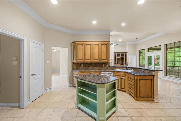 $549,500 | 2151 Meadow Way, Terrell, TX 75160