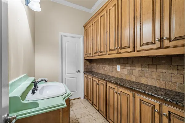 $549,500 | 2151 Meadow Way, Terrell, TX 75160
