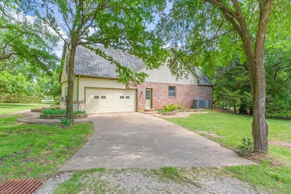 $549,500 | 2151 Meadow Way, Terrell, TX 75160