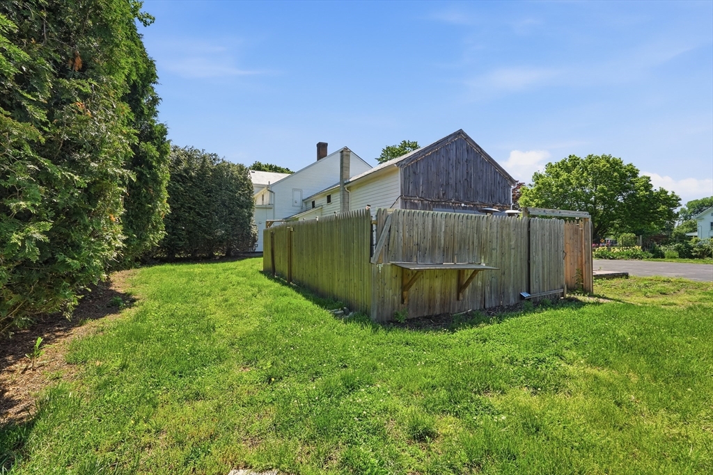 15 Main Street Hatfield, MA 01038 - Photo 33 of 42 a garden view