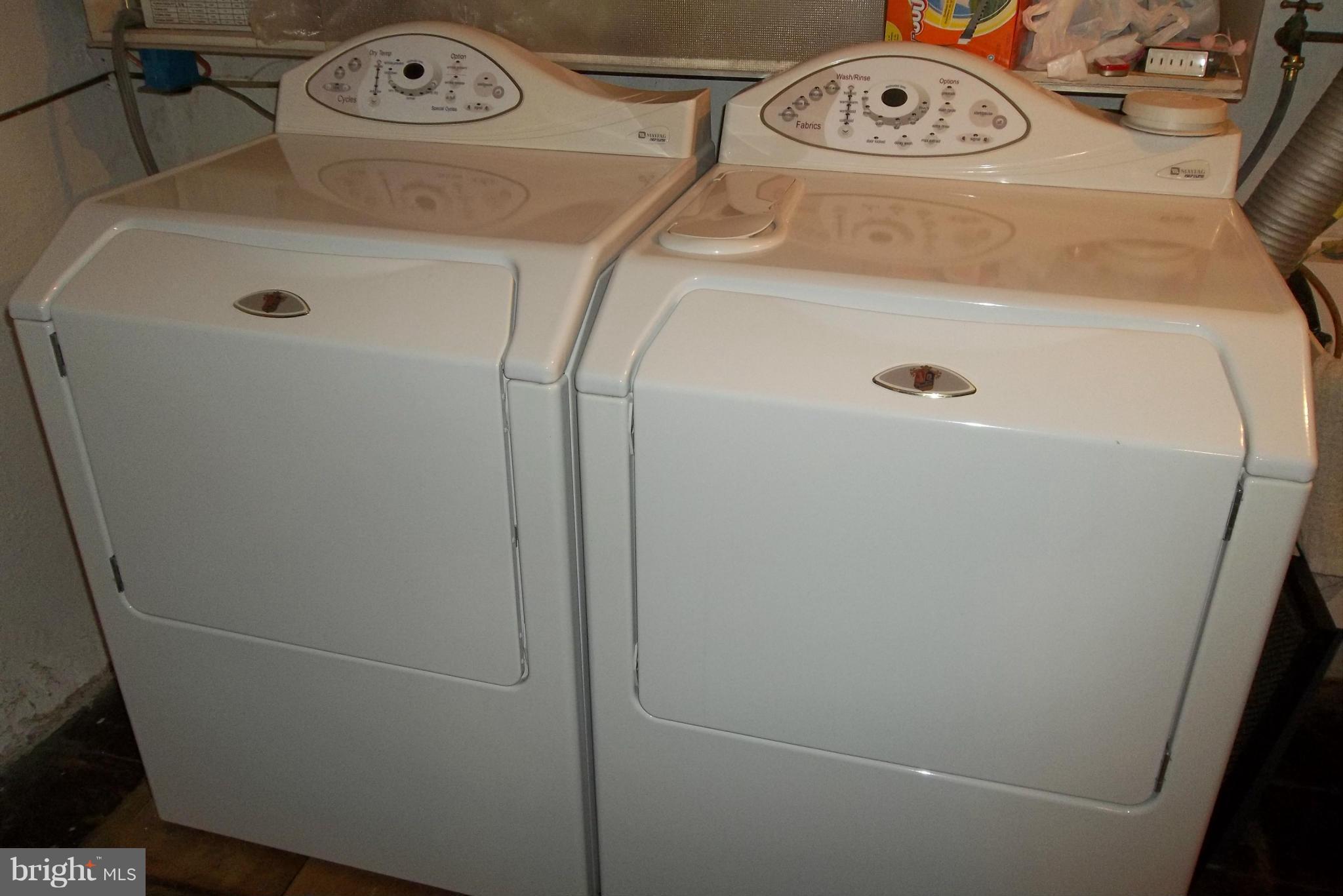 5011 Edgewood Road College Park, MD 20740 - Photo 10 of 15 Laundry room