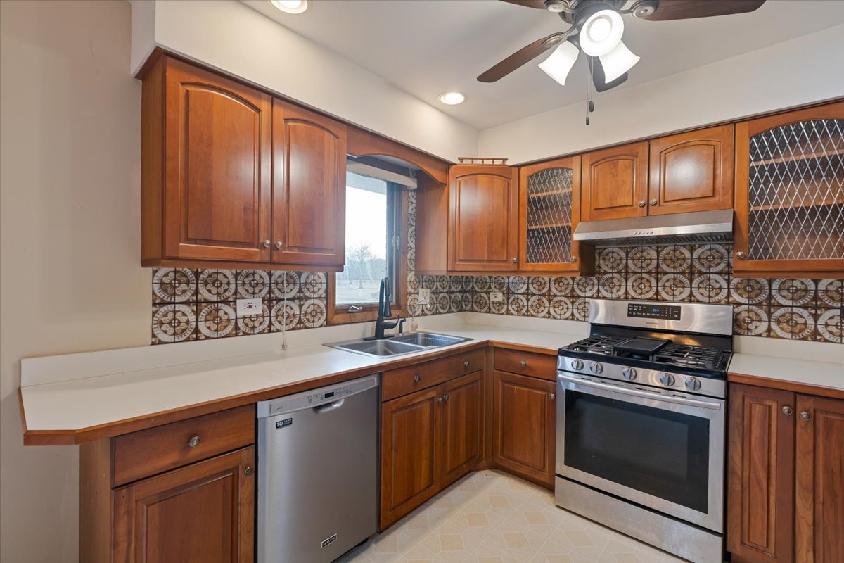 2939 East Hickory Lane Crete, IL 60417 - Photo 17 of 39