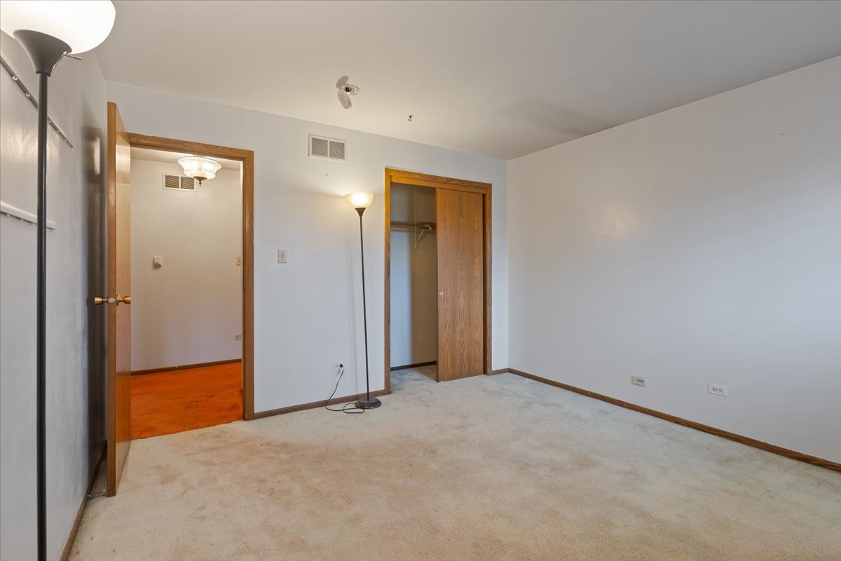 2939 East Hickory Lane Crete, IL 60417 - Photo 30 of 39