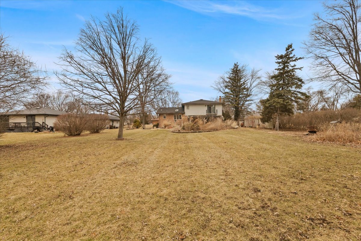 2939 East Hickory Lane Crete, IL 60417 - Photo 4 of 39