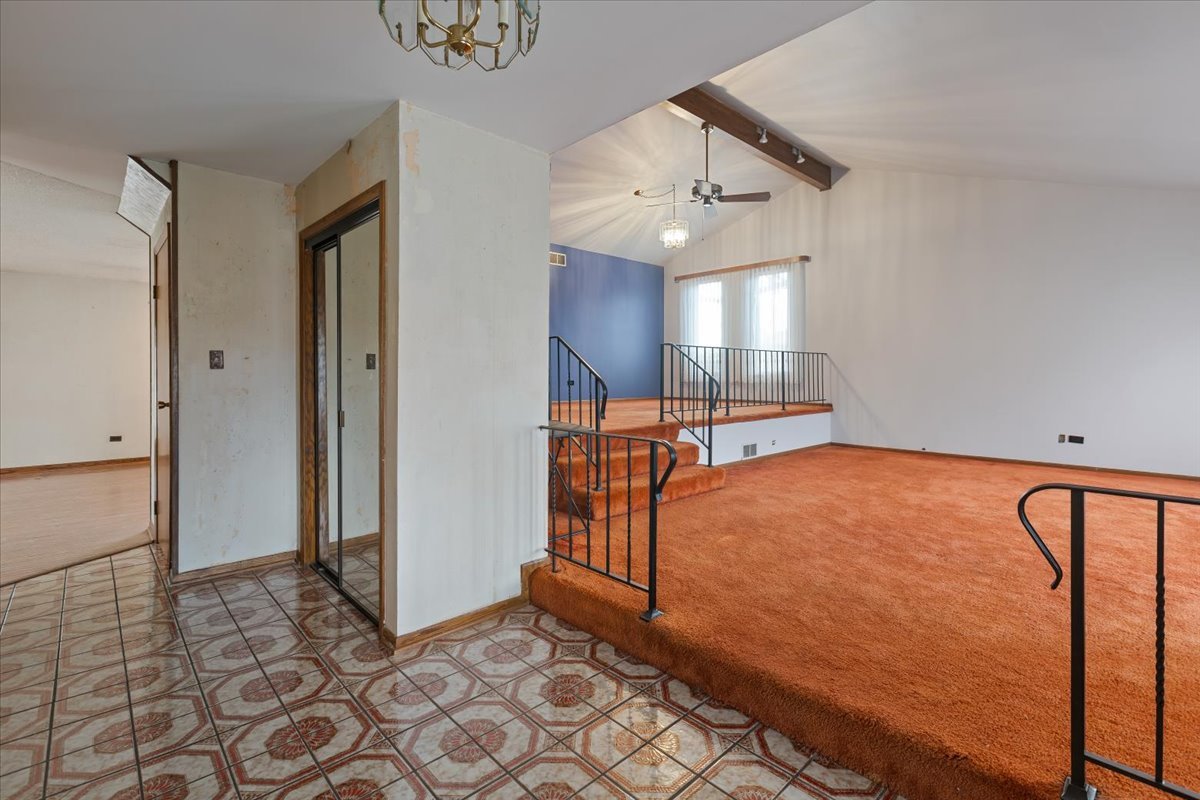 2939 East Hickory Lane Crete, IL 60417 - Photo 10 of 39