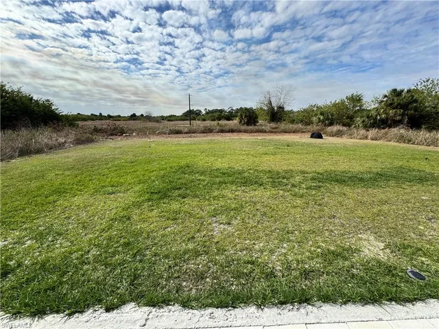 $1,500 | 108 Dublin Circle, LaBelle, FL 33935