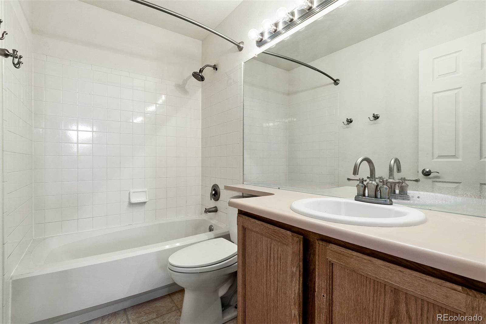 5542 Wickerdale Place Highlands Ranch, CO 80130 - Photo 20 of 28