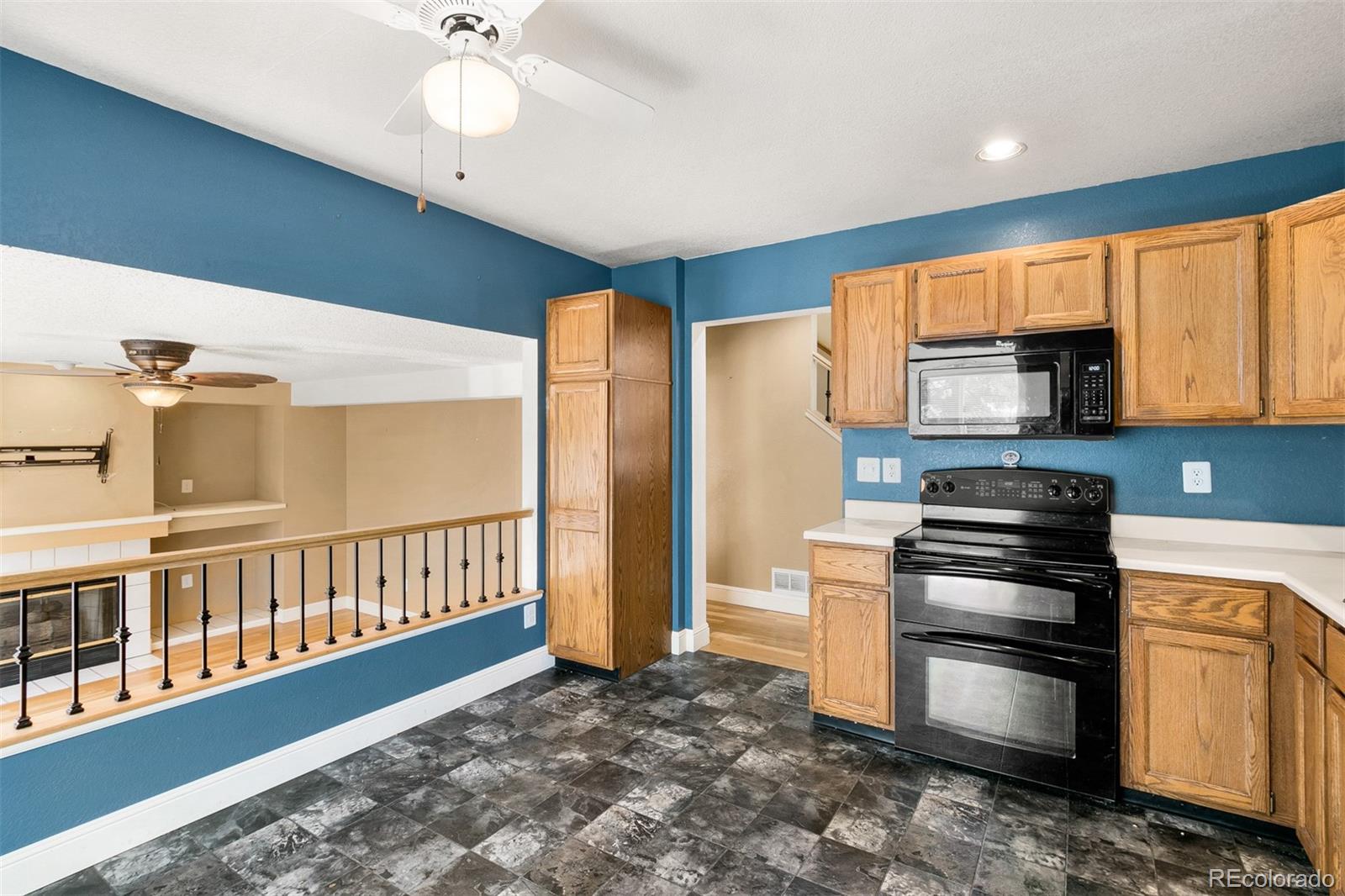 5542 Wickerdale Place Highlands Ranch, CO 80130 - Photo 7 of 28