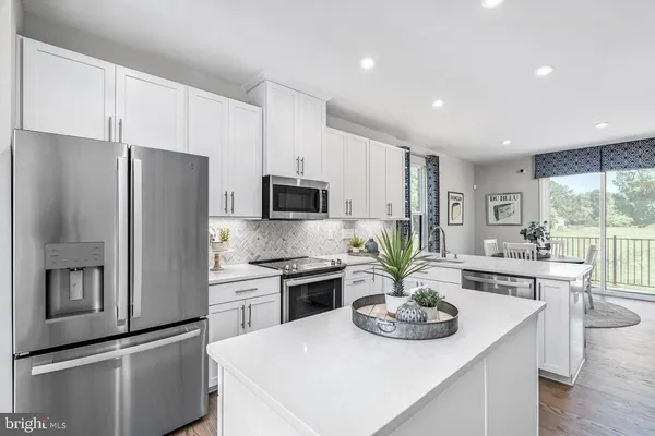 $685,000 | 14008 Airfoil Road, Herndon, VA 20171