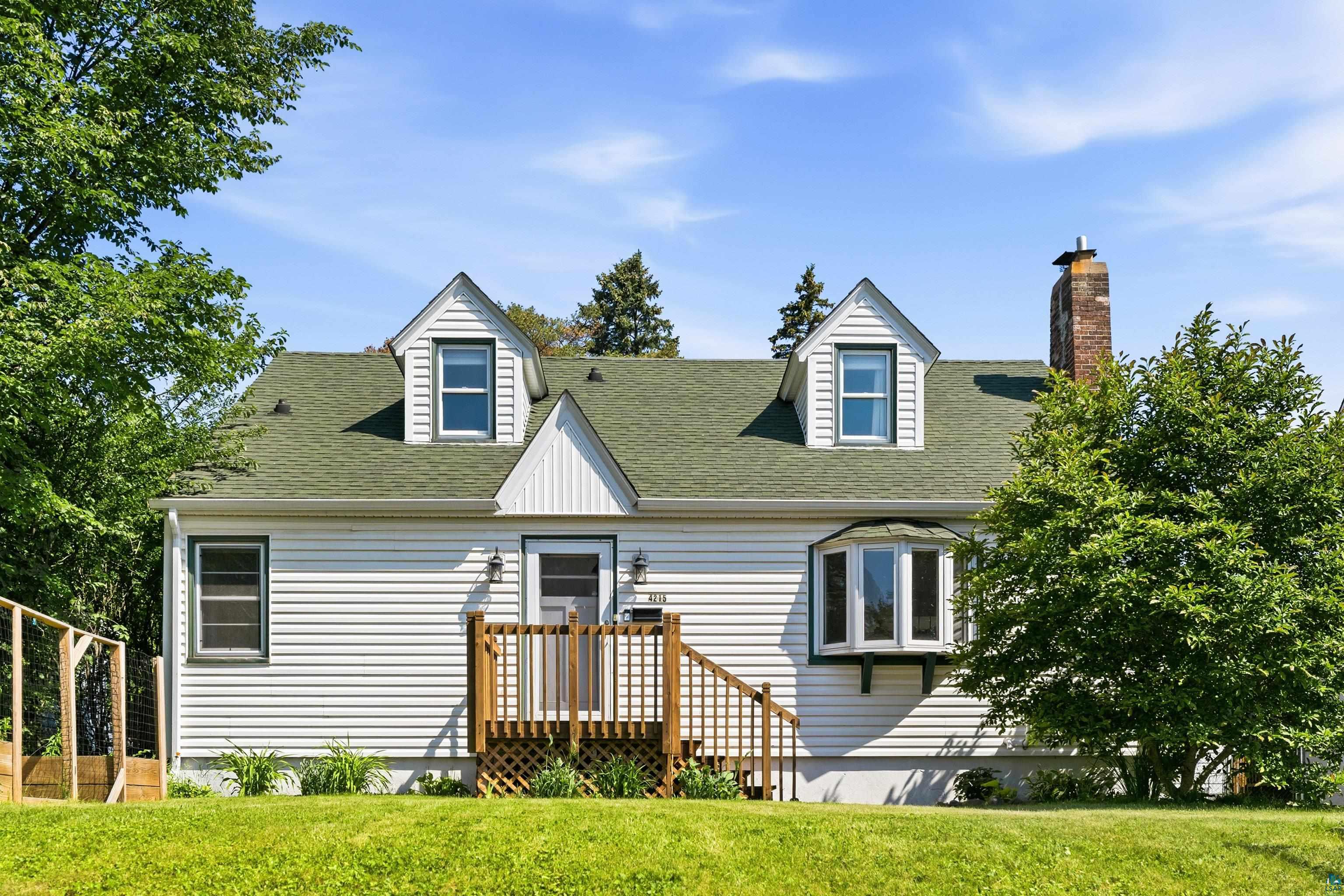 4215 London Road Duluth, MN 55804 - Photo 1 of 36