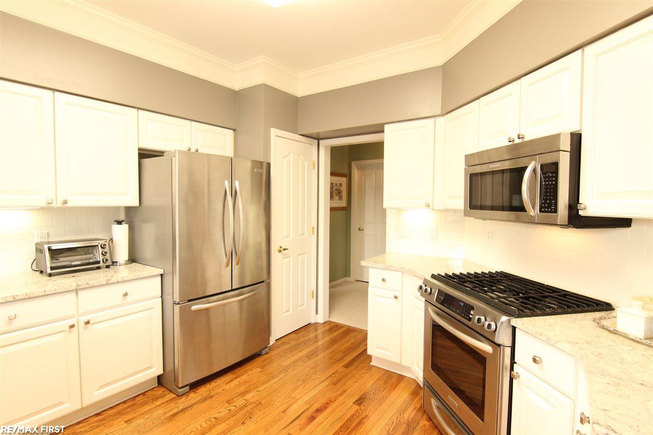 1679 Maple Creek Court, Unit 97 Rochester, MI 48306 - Photo 15 of 32 Gallery Image 15