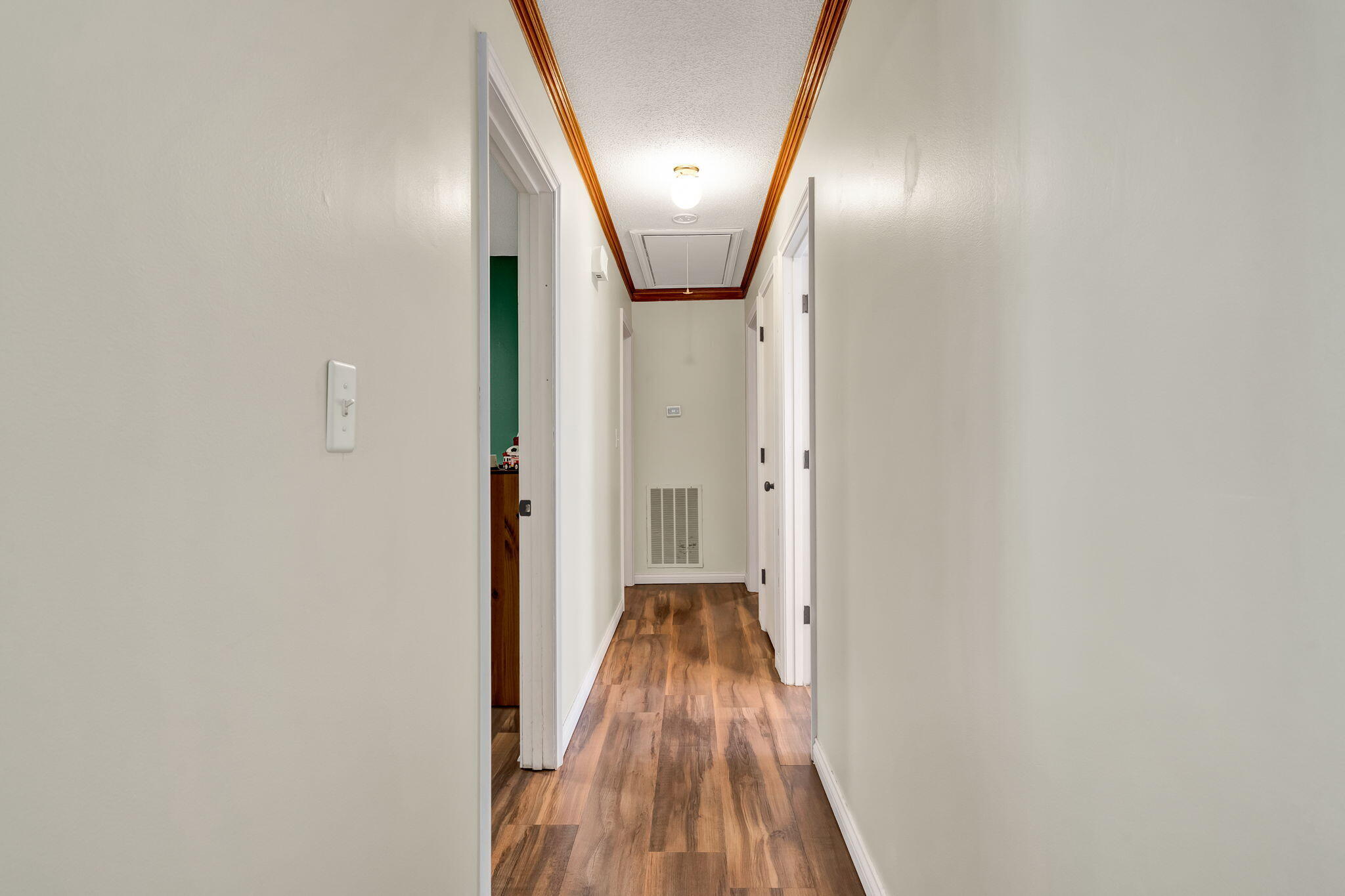 5900 Tyner Lane Harrison, TN 37341 - Photo 14 of 34 26-web-or-mls-DSC08701