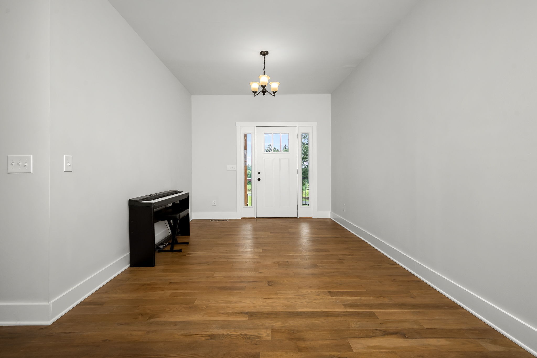 3880 Short Mountain Road Woodbury, TN 37190 - Photo 6 of 56 a view of a livingroom with a window
