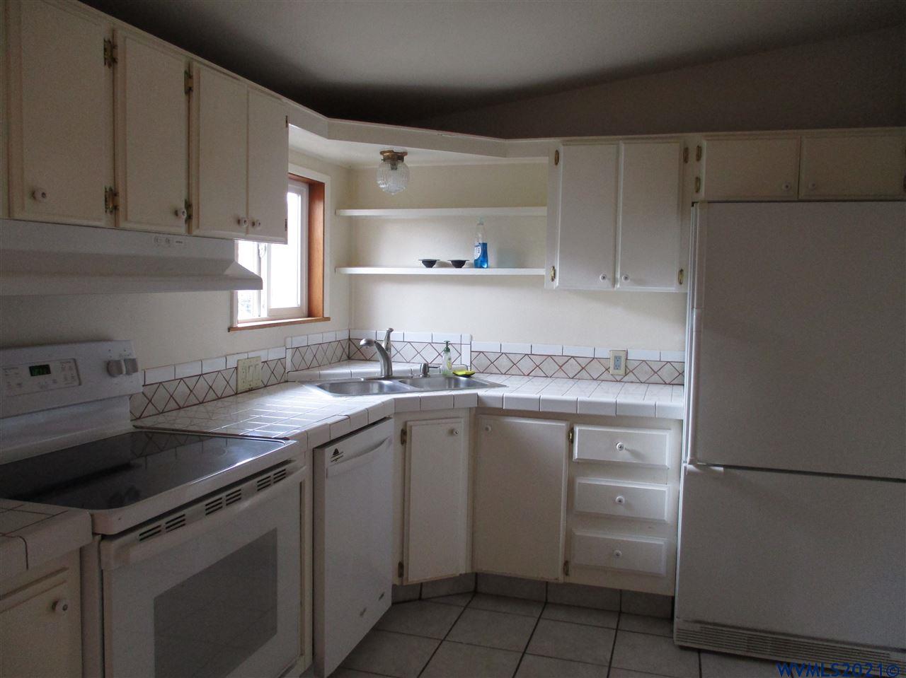 4730 Auburn Road Northeast, Unit 159 Salem, OR 97301 - Photo 13 of 27 Gallery Image 13