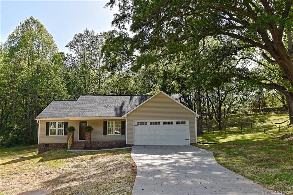 2638 Southside Road Lincolnton, NC 28092 - Photo 1 of 43 Gallery Image 1