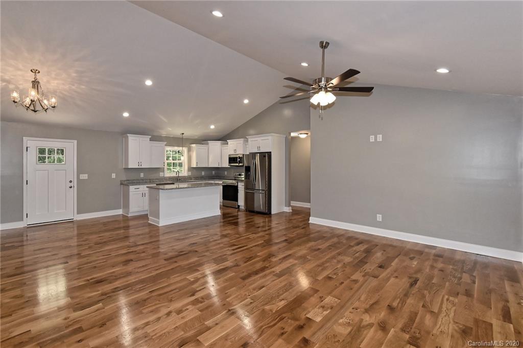 2638 Southside Road Lincolnton, NC 28092 - Photo 2 of 43 Gallery Image 2