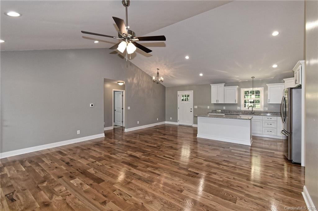 2638 Southside Road Lincolnton, NC 28092 - Photo 3 of 43 Gallery Image 3