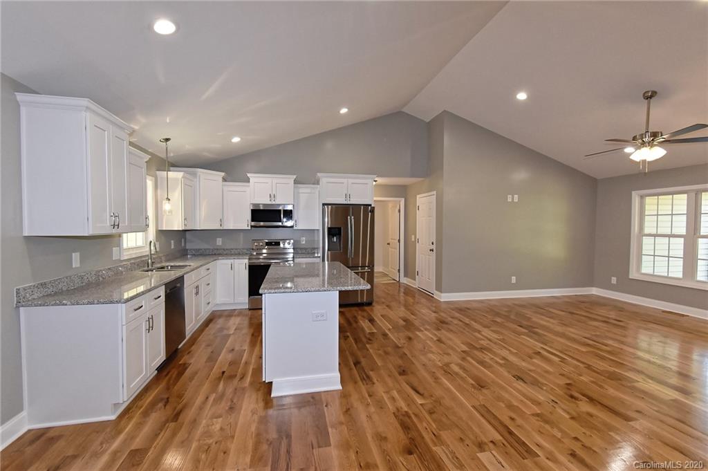 2638 Southside Road Lincolnton, NC 28092 - Photo 5 of 43 Gallery Image 5