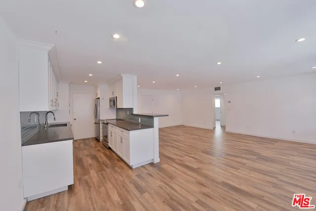 $5,150 | 136 South Palm Drive, Unit 102, Beverly Hills, CA 90212