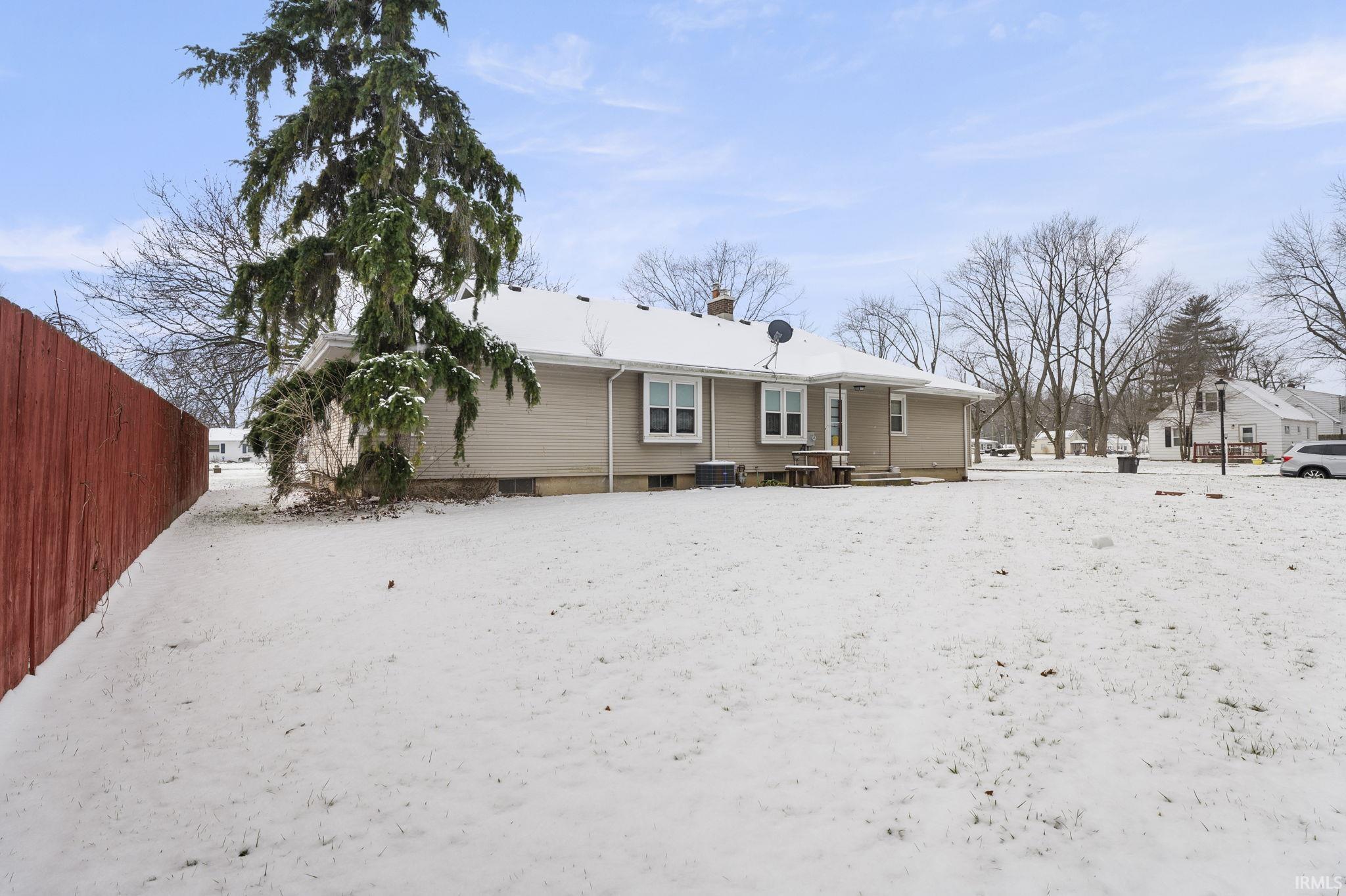 1622 Lower Huntington Road Fort Wayne, IN 46819 - Photo 7 of 27