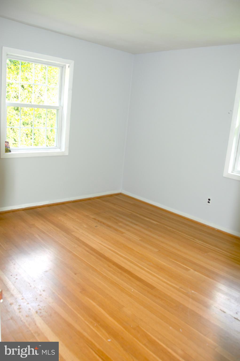 7635 Dunston Street Springfield, VA 22151 - Photo 16 of 24 Bedroom 3