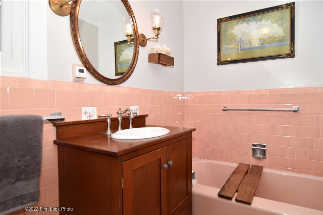 86 Peep Toad Road Scituate, RI 02857 - Photo 20 of 50