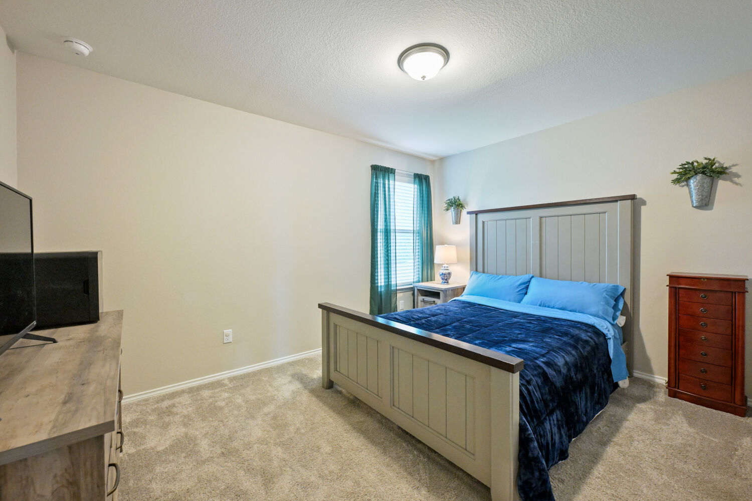 175 Gustaf Trail Kyle, TX 78640 - Photo 24 of 28 3rd bedroom