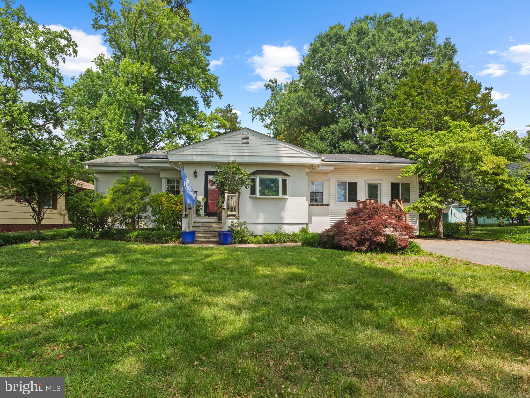 Welcome to 130 Southdown Rd!