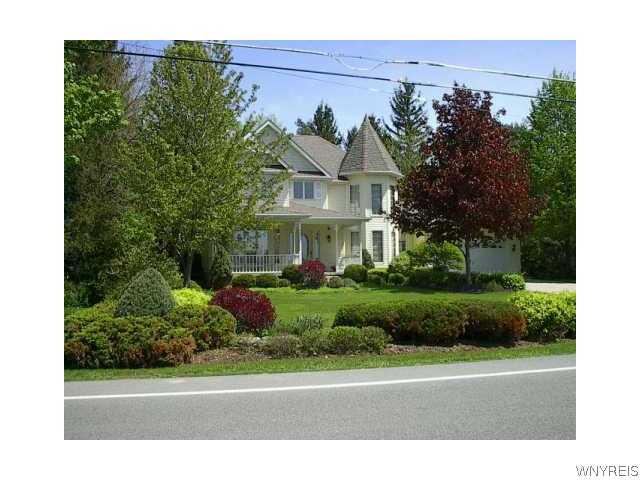 4601 Lower River Road Lewiston, NY 14092 - Photo 1 of 1 Exterior Front