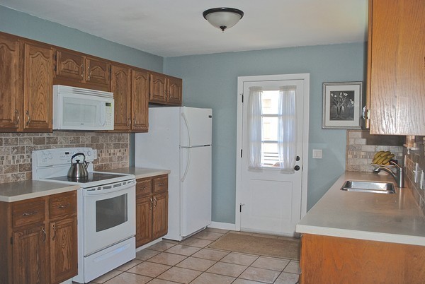 425 First Parish Road Scituate, MA 02066 - Photo 10 of 20 Gallery Image 10