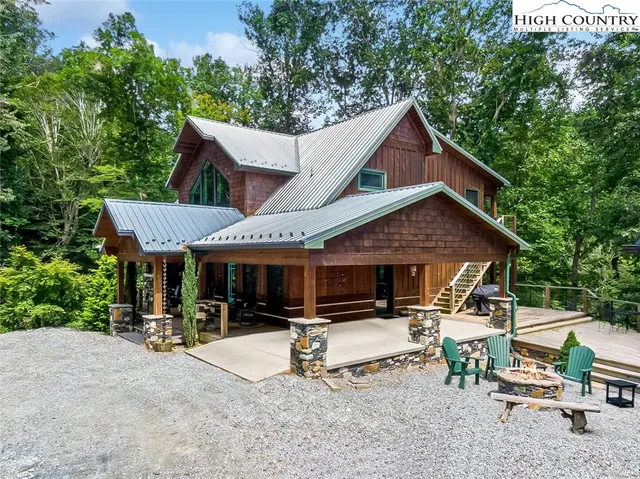 a view of outdoor space yard and patio