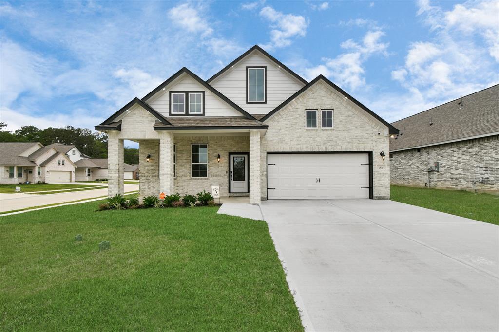 103 Alder Loop Anahuac, TX 77514 - Photo 1 of 37