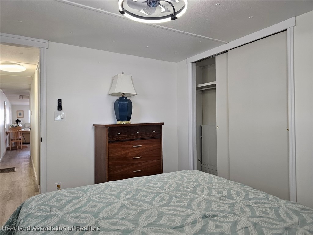 8065 Von Maxcy Road Sebring, FL 33870 - Photo 18 of 37 Guest Bedroom with closet. Completely turnkey.