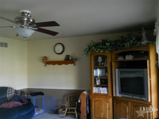6285 West Maple Grove Road Huntington, IN 46750 - Photo 11 of 28 Gallery Image 11
