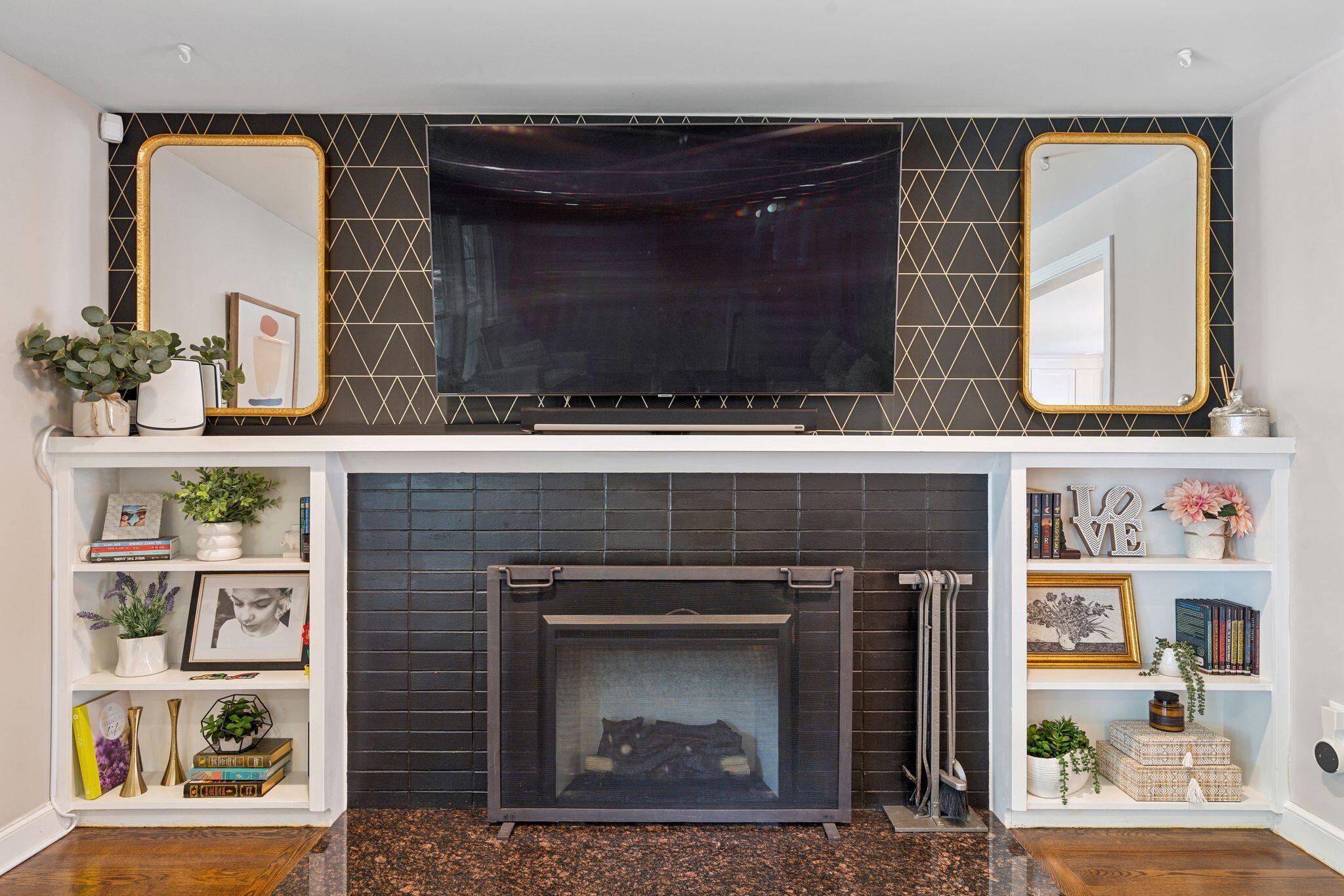 43 Woodfield Road Portland, ME 04102 - Photo 14 of 43 Living Room