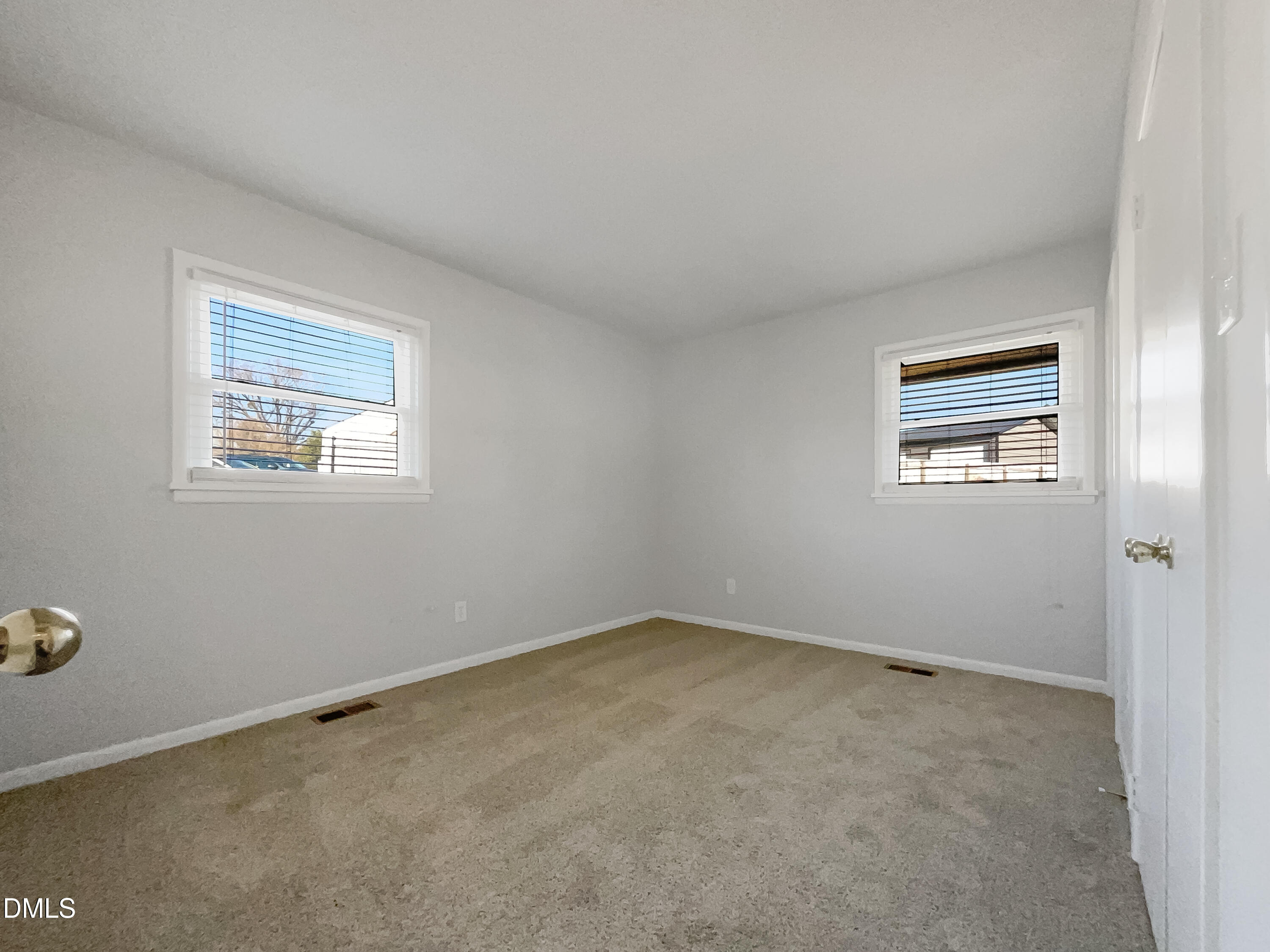 154 Rosebud Street Spring Lake, NC 28390 - Photo 4 of 16 listing_3