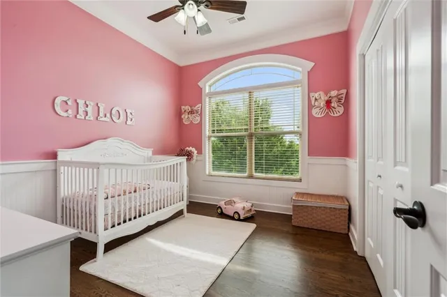 $550,000 | 514 Northeast Viewpark Drive, Lee's Summit, MO 64086