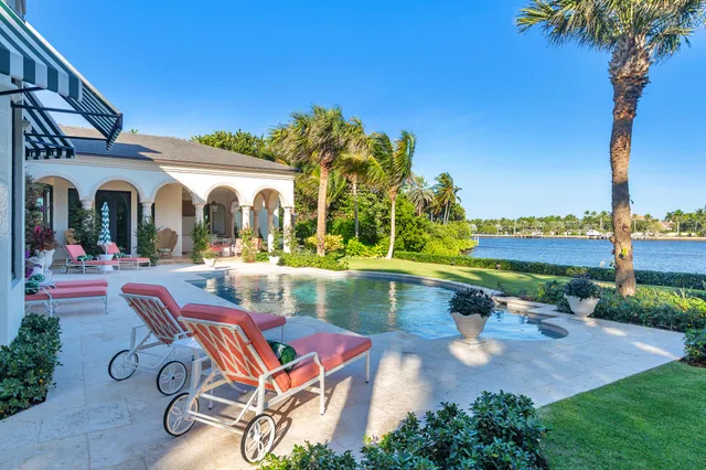 $19,500,000 | 1520 Paslay Place, Manalapan, FL 33462
