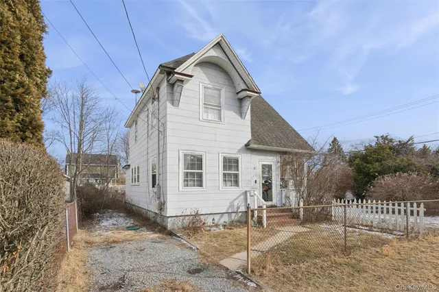 $529,990 | 73 Redmond Avenue, Bay Shore, NY 11706