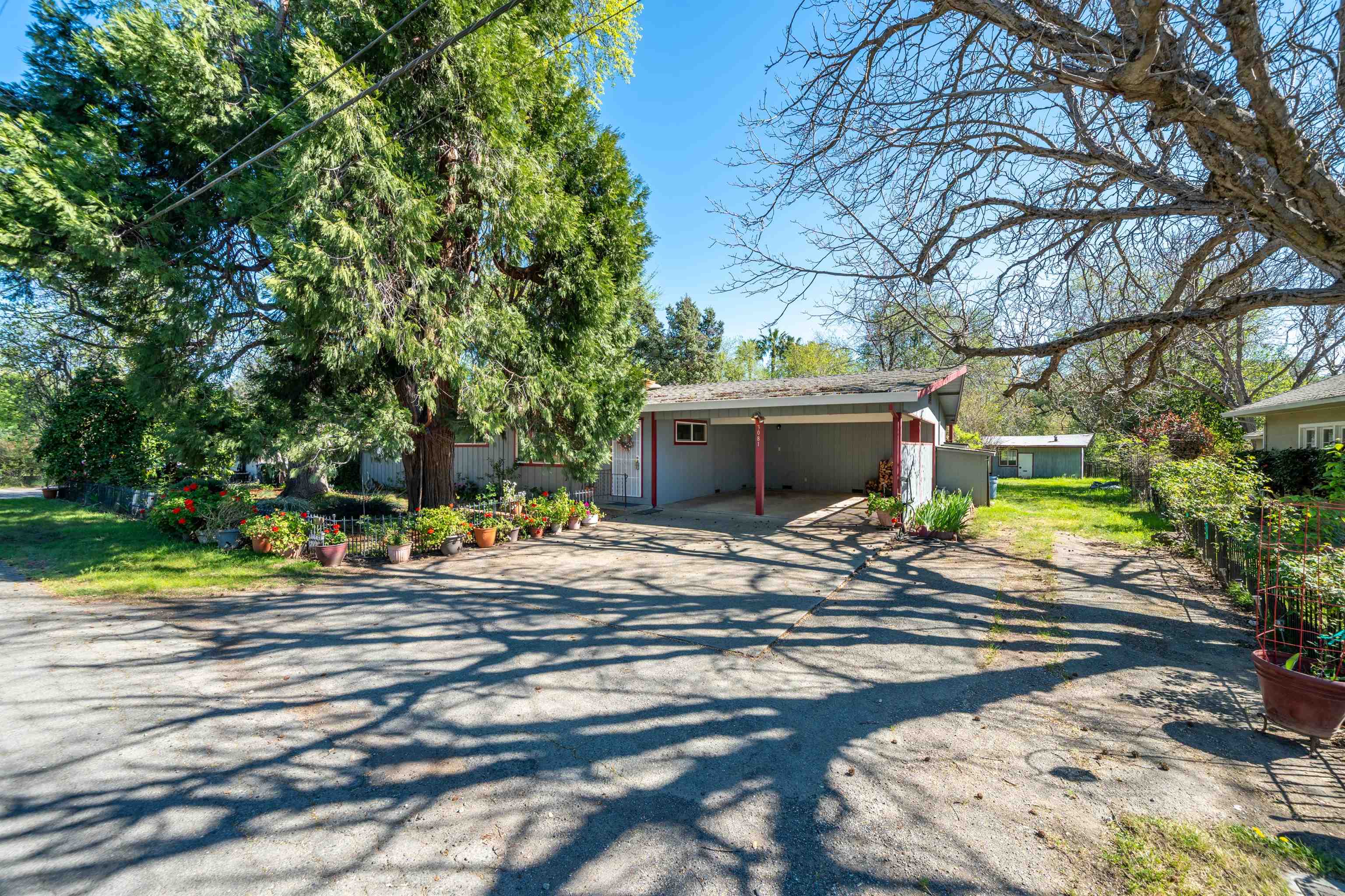 3081 Henderson Road Redding, CA 96002 - Photo 32 of 38