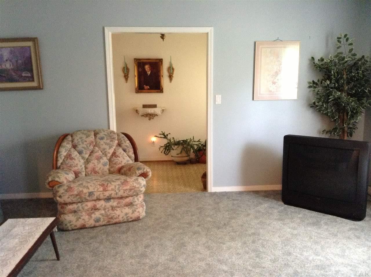 7966 Templeton Road Pensacola, FL 32506 - Photo 6 of 26 Gallery Image 6