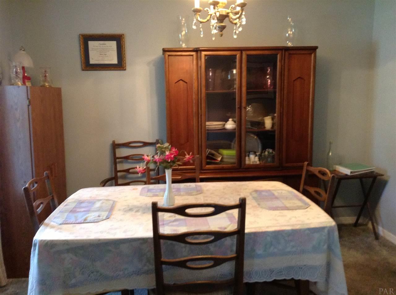 7966 Templeton Road Pensacola, FL 32506 - Photo 7 of 26 Gallery Image 7