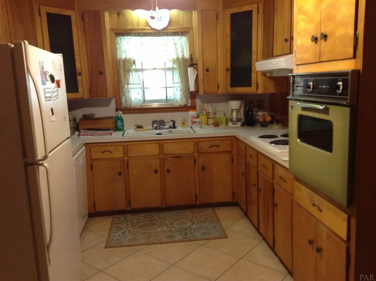7966 Templeton Road Pensacola, FL 32506 - Photo 8 of 26 Gallery Image 8