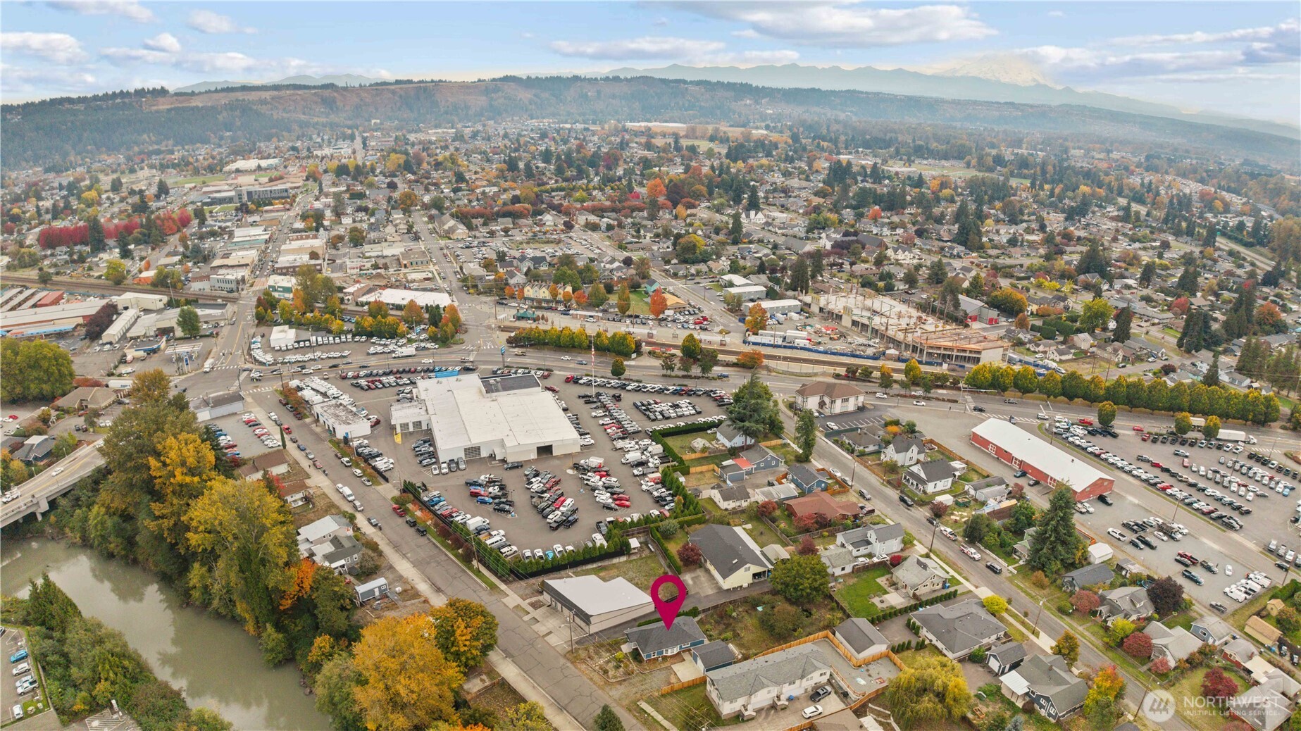 an aerial view of multiple house