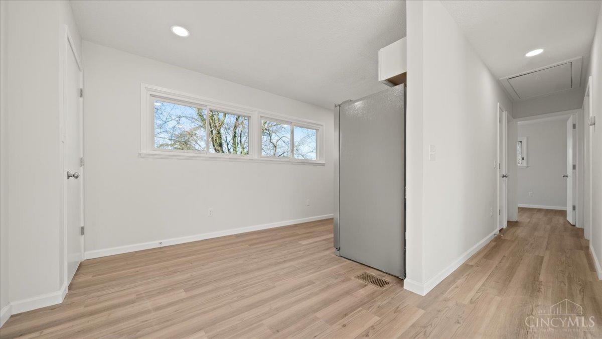 8457 Plainfield Road Cincinnati, OH 45236 - Photo 10 of 28 Gallery Image 10