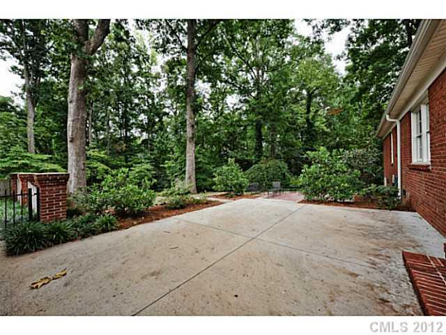 3901 Rhodes Avenue Charlotte, NC 28210 - Photo 15 of 16 Gallery Image 15