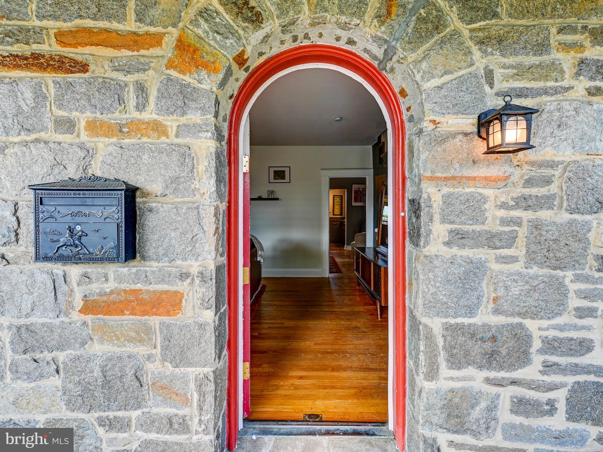 2807 Alden Road Baltimore, MD 21234 - Photo 8 of 52 Gallery Image 8